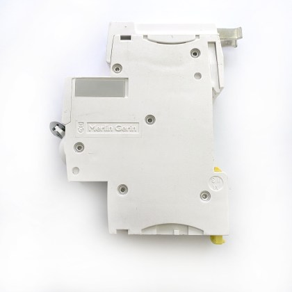 Schneider Electric iKQ B40A B40 40A 40 Amp MCB Circuit Breaker Type B